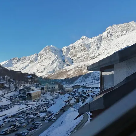 Casa Cervinia Oasi Della Montagna Apartman